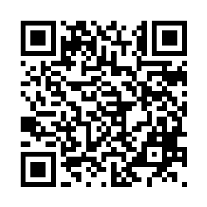 亚米便把手中刚夹的一片肚丝喂到连俢肆唇边二维码生成