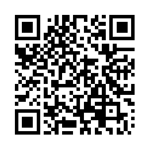 亚米叉着腰望着自己的劳动成果满足的勾二维码生成