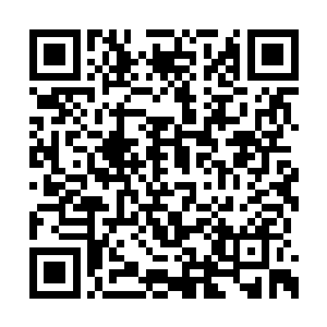 亨特只能把所有的希望都寄托在了麦瑞卡的身上二维码生成