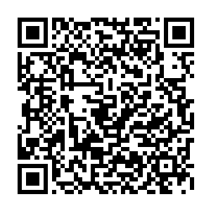 人族战士把自己随身携带的遥感通讯水晶装置狠狠的砸在了身后的山壁上二维码生成