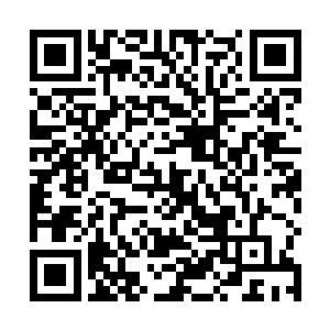 什么时候她这个新时代人竟变得和这里的人一样保守了二维码生成