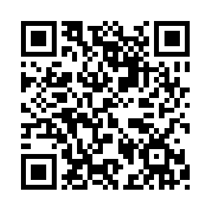 仇仲谋和他怀里的女人同时从被窝里钻了出来二维码生成