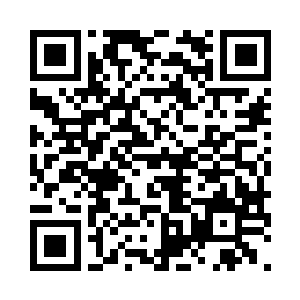 今天竟然可以在一家商务宾馆的后院里看见二维码生成