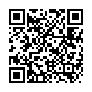 从三角草丛里突然钻出来一个塞恩二维码生成