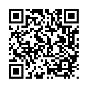 从中取出了一块巴掌大小的长条形金色令牌二维码生成