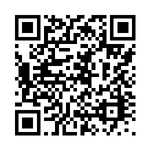 从他脸上绽放出来的光彩就不难看出二维码生成