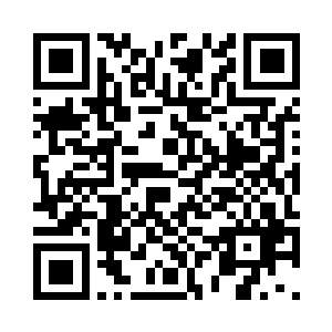 从他这张脸和屏幕边缘的缝隙望出去二维码生成