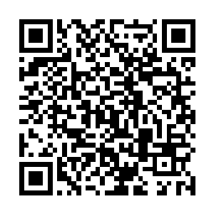 从公司账户这上拿出一亿元来办我刚才交代下去的事情二维码生成