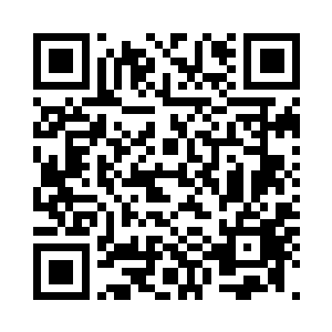 从怀中取出十两一锭的大银放在桌上二维码生成