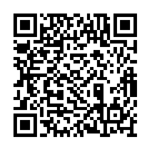 从明晏安看不到的另一个方向摄来一个上元士兵二维码生成