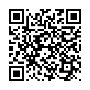 从腾龙殿赶回来的冷轩坐在指挥部中二维码生成