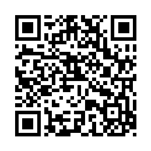 从萧晨和楚朝云脚下的空洞之中传了出来二维码生成