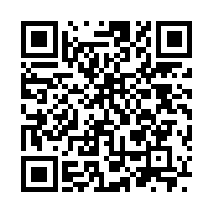 从这个地方已经可以看到那两山之间的盆地二维码生成