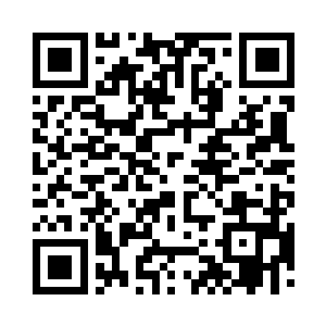 从这具尸体脖子上流出的鲜血流到了走道上二维码生成