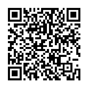 从黑云中冒出一丝丝黑色的死亡之气进入到了许紫烟的体内二维码生成