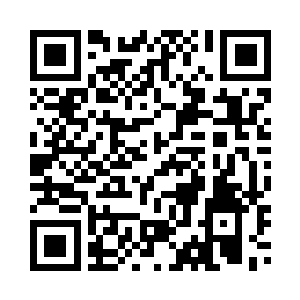 仔仔细细地打量了一下龙傲天两人二维码生成