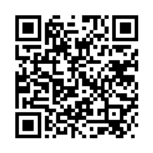 仔细地查看这张传单上写着的地址二维码生成