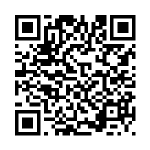 仔细打量了一下这身形矮小的老者二维码生成