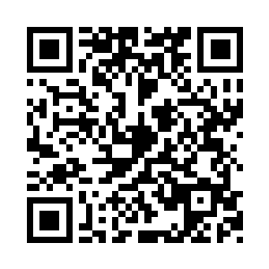 他一定是在岐山村的集市上看到了我的刘轻寒二维码生成