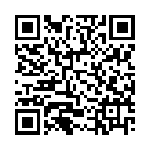 他一眼就看见被刀疤男一伙人逼至墙角的莫凡二维码生成