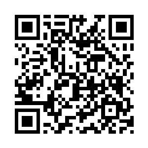 他不由得想起了在汽车中疯狂扭动着的段英二维码生成