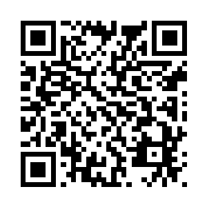他也没有花时间去细找便匆忙线了二维码生成