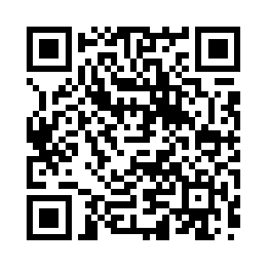 他也自然不会去选择上去跟这些混蛋拼命二维码生成