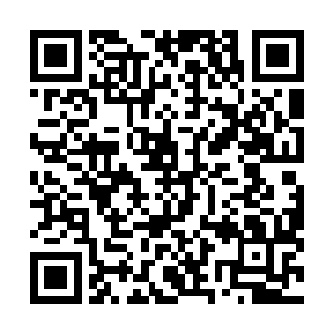 他从原本已经十分紧张的军粮中挤出一部分来分发给灾民二维码生成