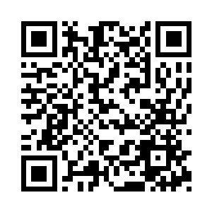 他从容的将每一辆渣土车的车窗玻璃全部砸烂二维码生成