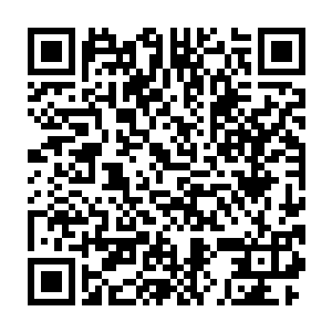 他们也发动了对地炎峰上空的一艘负责巡逻的乌云战舟的突然袭击二维码生成