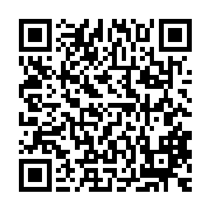 他们吃惊的发现当事人赵长枪正在一脸平静的坐在所有人的后面二维码生成