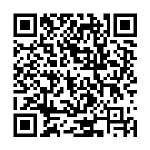 他们在和解说员一起拉长了声音高呼荣光的的姓氏二维码生成