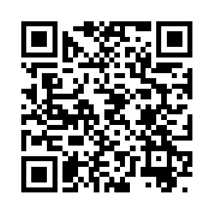 他们就那么悲戚的望着美艳老师他们二维码生成