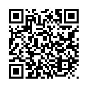 他们现在差不多是在进行一次短途的二维码生成