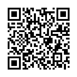 他们的注意力都被这警察的身体变化给吸引了二维码生成