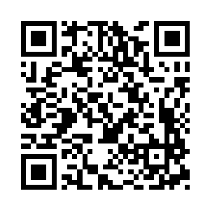 他们看到有人昨天晚上身着长老服下山去了二维码生成