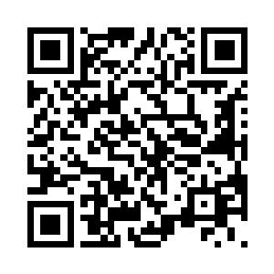 他们瞪大眼睛瞬也不瞬的盯着黑袍男子二维码生成