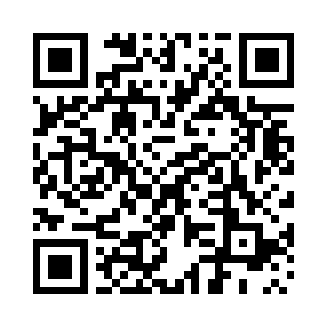 他们自己也会在门口摆上自己的小摊位二维码生成