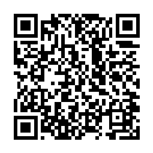 他们觉得这是一个利用他接近哈特曼先生绝好的机会二维码生成