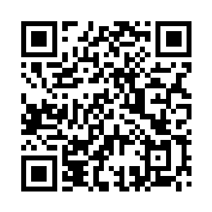 他们还没有忘记此刻自己身上奇怪的服装二维码生成