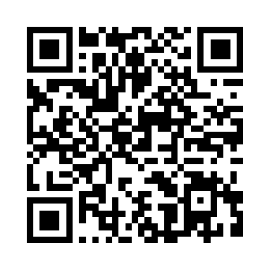 他仰起头对着月亮露出狰狞的神情二维码生成