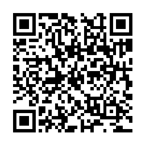 他便打电话找了两个和他关系不错的体育系的男生二维码生成