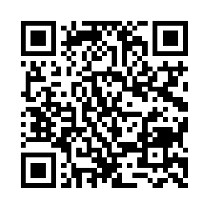 他便拿出一个散发着淡淡灵魂气息的黑石瓶子二维码生成