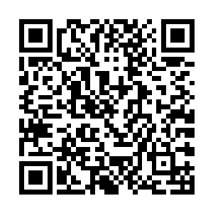 他先将炼制上等神王丹所用的中品神器丹炉拿了出来二维码生成