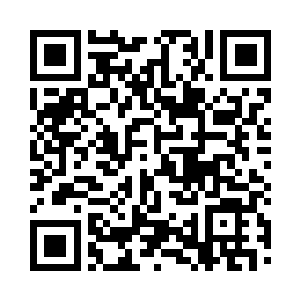他先是看到了欣姐躺在沙发上睡的正香二维码生成