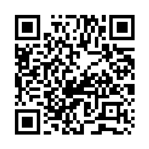 他冲手中的公文包里面取出一张纸二维码生成