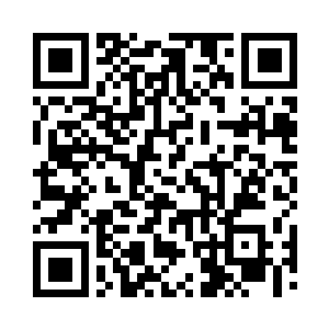 他刚才并不知道夏天是怎么躲过他那一拳的二维码生成