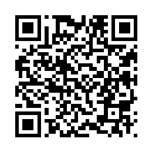 他刚才答应我们一人一万块的报酬二维码生成
