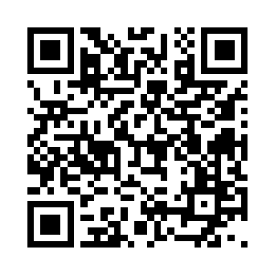 他却是硬生生的把自己的命依推开了二维码生成