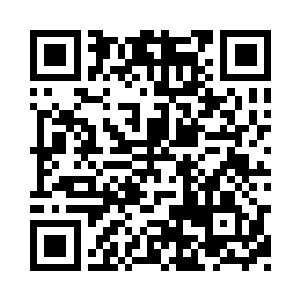 他又将目光集中到了青城纵横的身上二维码生成